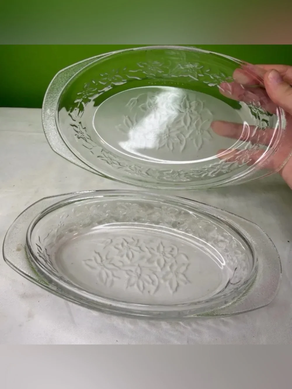 Like new disc Princess House Fantasia set of 4 Individual Casserole dishes